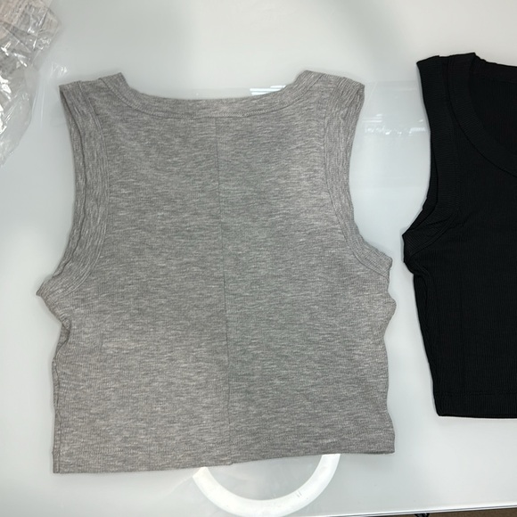 Zenana black & gray ribbed crop tank top bundle size Medium - Picture 6 of 11